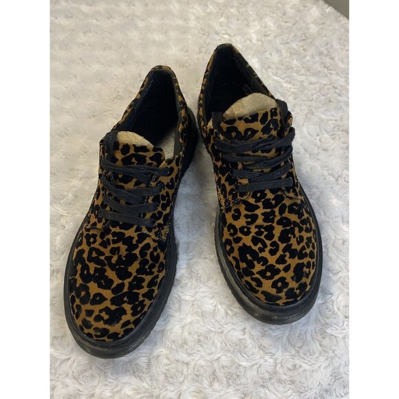 Fergalicious Lug Bottom Oxfords Size 8.5 Marvin Cheetah Print Tie Faux Suede - Picture 2 of 9